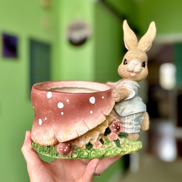Roberta the Rabbit Mushroom Decoration main image 1